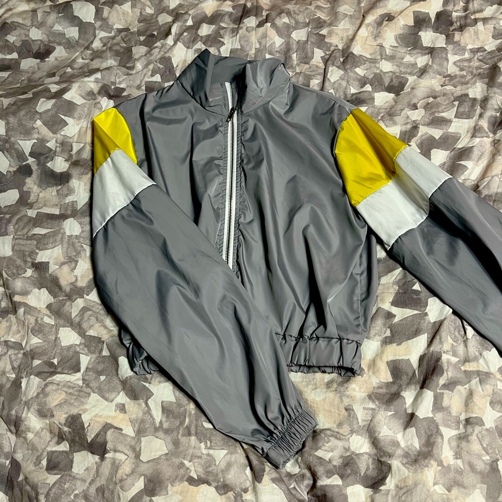 Zip up crop top